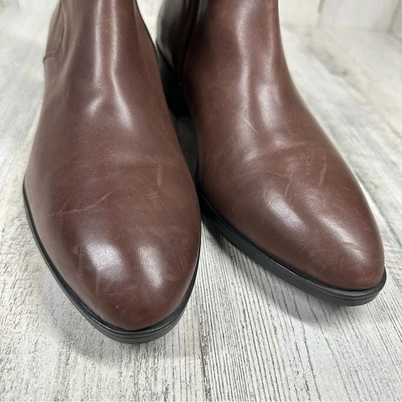 New Bella Vita Dora Brown Leather Block Heel Ankle Bootie  #1225. - Picture 13 of 14